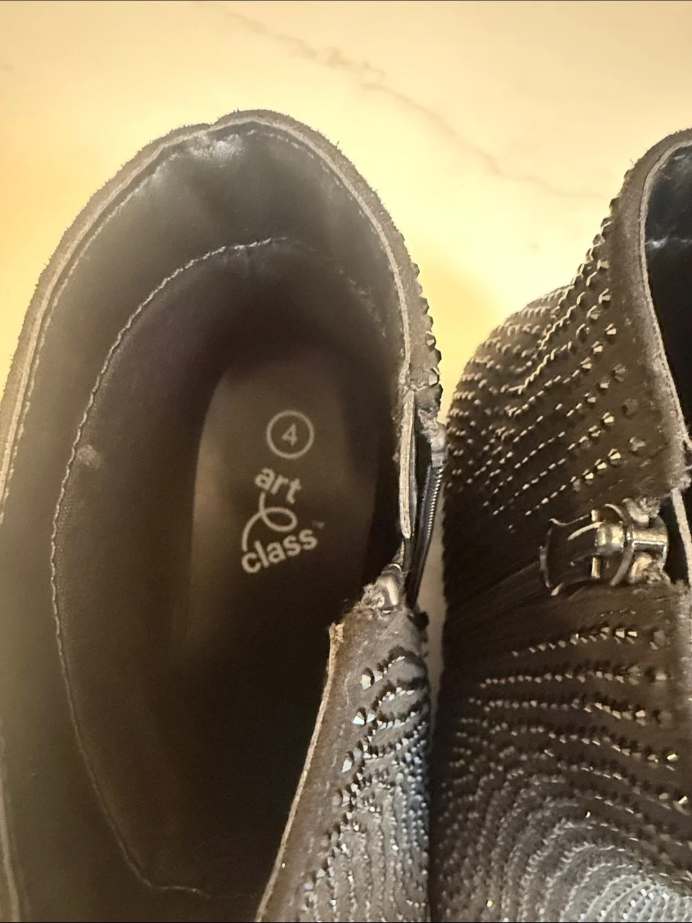 Adorable glitter ankle boots- worn once